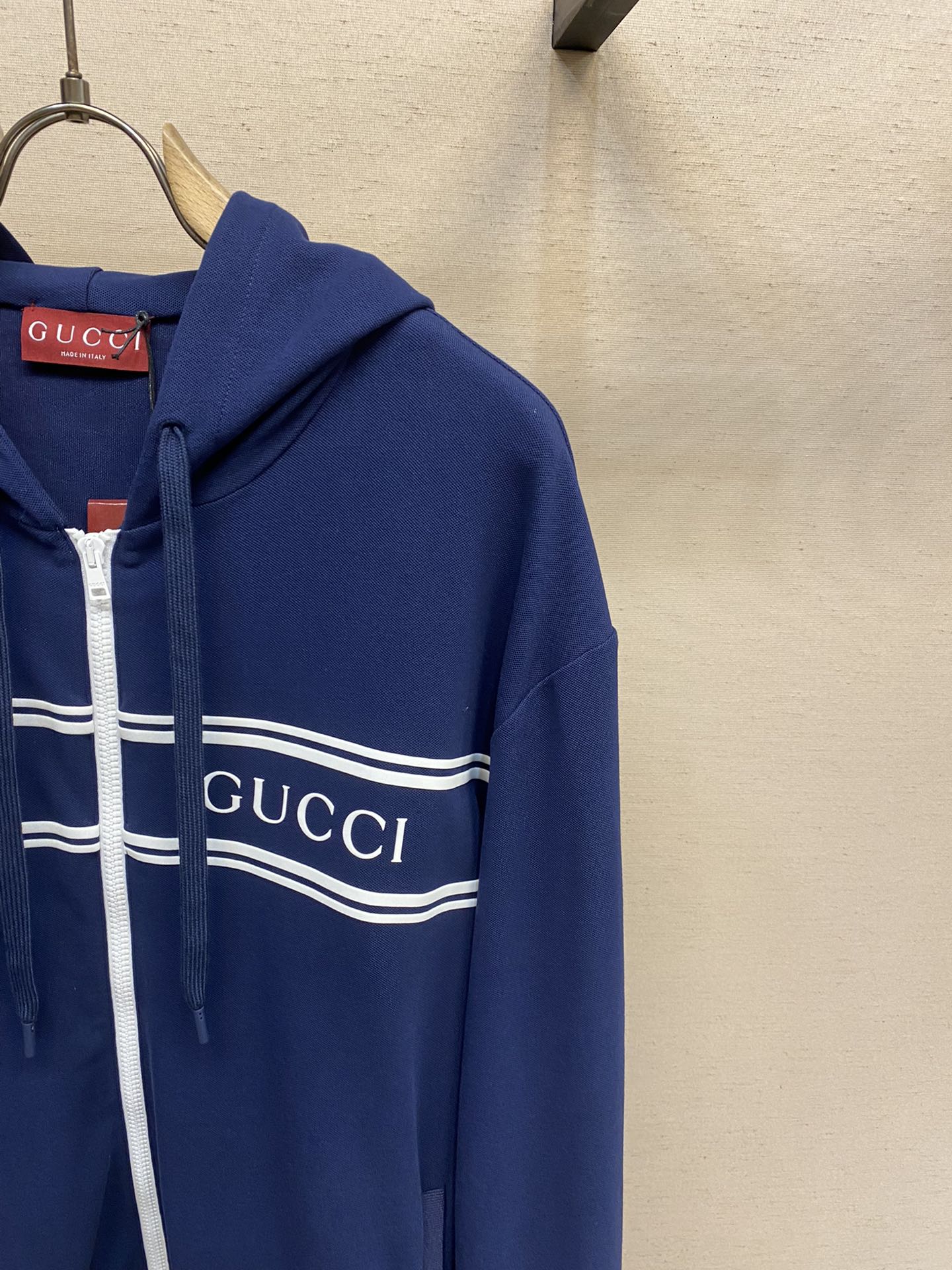 Gucci, GUCC 24ss new items are from the Gucc Lido series, and their design is inspired by the summer style and beach clubs of the Italian coast.